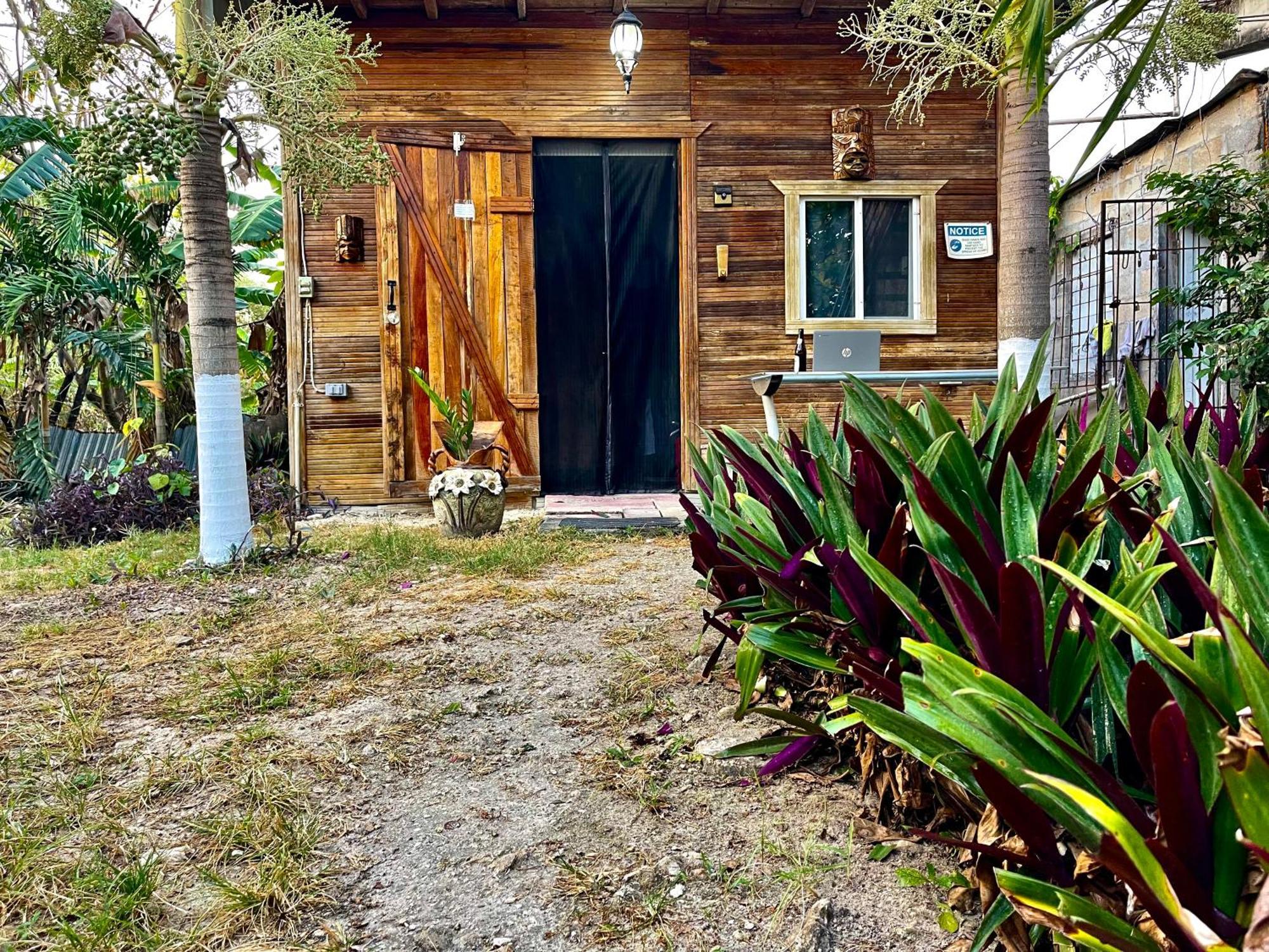 Casa Ricky'S Hostel Orange Walk Εξωτερικό φωτογραφία