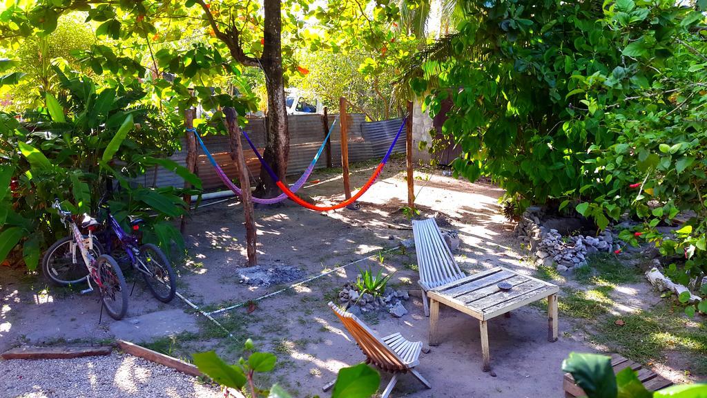 Casa Ricky'S Hostel Orange Walk Εξωτερικό φωτογραφία