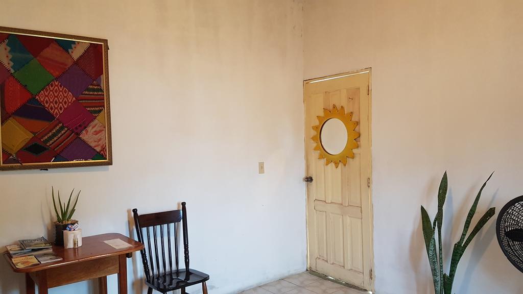 Casa Ricky'S Hostel Orange Walk Εξωτερικό φωτογραφία