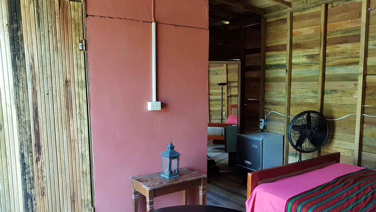 Casa Ricky'S Hostel Orange Walk Εξωτερικό φωτογραφία
