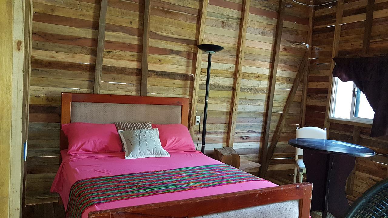 Casa Ricky'S Hostel Orange Walk Εξωτερικό φωτογραφία