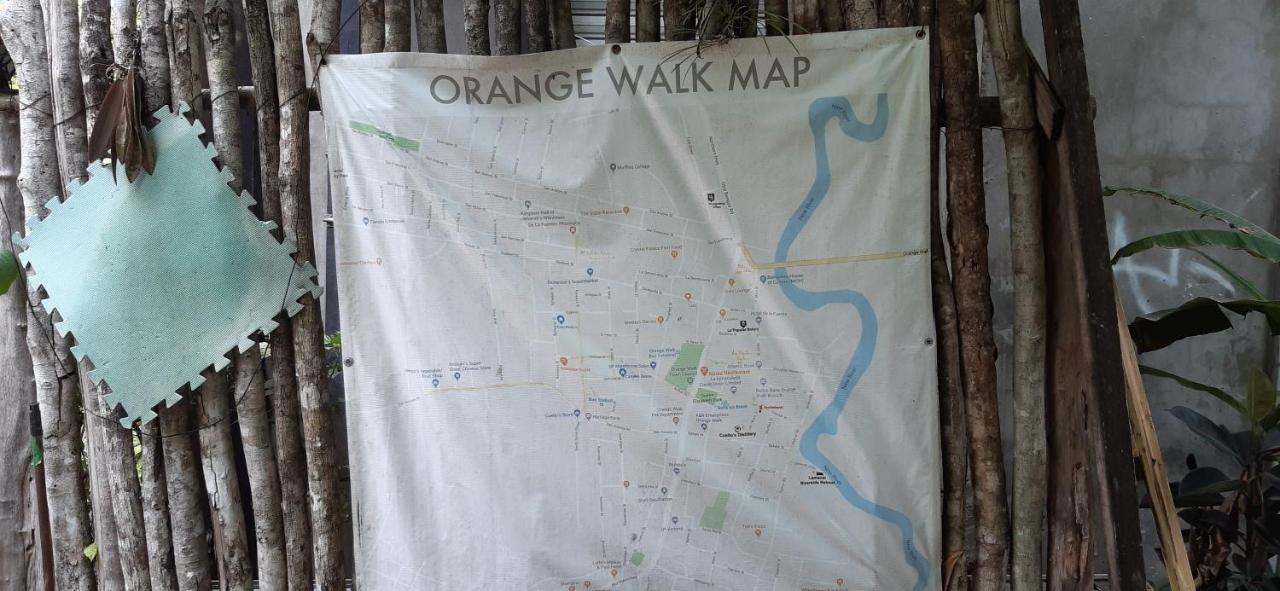 Casa Ricky'S Hostel Orange Walk Εξωτερικό φωτογραφία